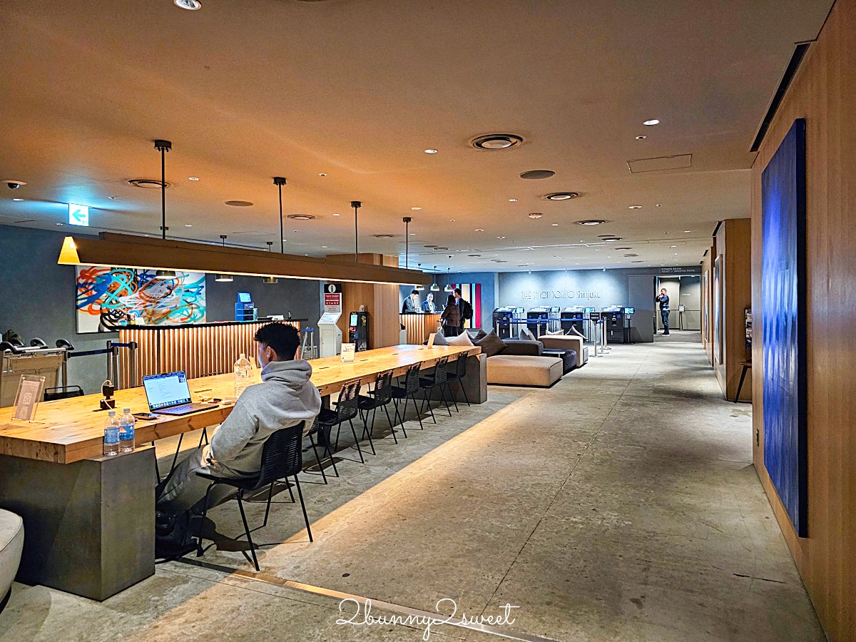 【 The Knot Tokyo Shinjuku 東京新宿諾特酒店】新宿飯店推薦：高CP值設計旅店＋人氣麵包店MORETHAN一次收 @兔兒毛毛姊妹花