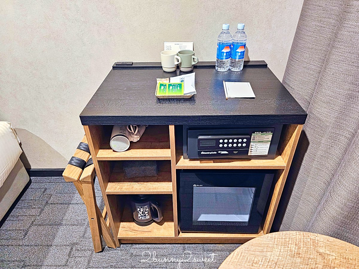 【 The Knot Tokyo Shinjuku 東京新宿諾特酒店】新宿飯店推薦:高CP值設計旅店+人氣麵包店MORETHAN一次收 @兔兒毛毛姊妹花 【 The Knot Tokyo Shinjuku 東京新宿諾特酒店】新宿飯店推薦:高CP值設計旅店+人氣麵包店MORETHAN一次收 @兔兒毛毛姊妹花