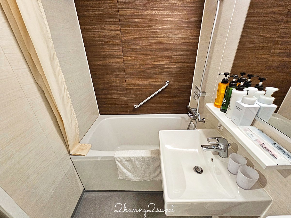 【 The Knot Tokyo Shinjuku 東京新宿諾特酒店】新宿飯店推薦:高CP值設計旅店+人氣麵包店MORETHAN一次收 @兔兒毛毛姊妹花 【 The Knot Tokyo Shinjuku 東京新宿諾特酒店】新宿飯店推薦:高CP值設計旅店+人氣麵包店MORETHAN一次收 @兔兒毛毛姊妹花