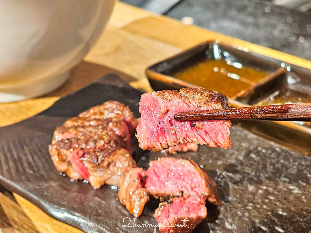 【京都和麵諭吉本舖】河原町美食推薦:¥3,500吃A5和牛松露拉麵,現場鐵板火焰秀太狂 @兔兒毛毛姊妹花 【京都和麵諭吉本舖】河原町美食推薦:¥3,500吃A5和牛松露拉麵,現場鐵板火焰秀太狂 @兔兒毛毛姊妹花