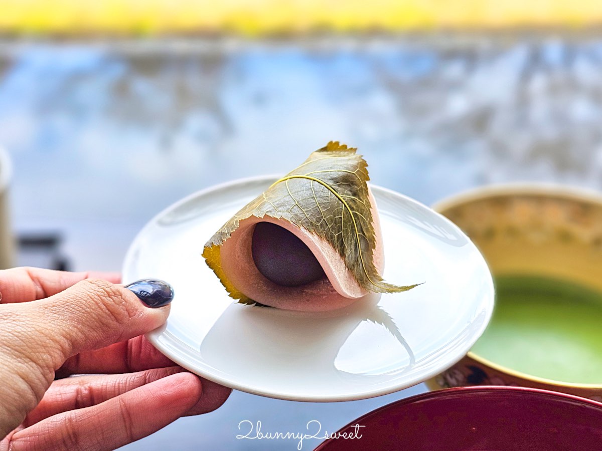【虎屋菓寮 京都一條店】京都和菓子推薦：500年老舖茶寮，庭園景觀＋季節生菓子一次到位 @兔兒毛毛姊妹花