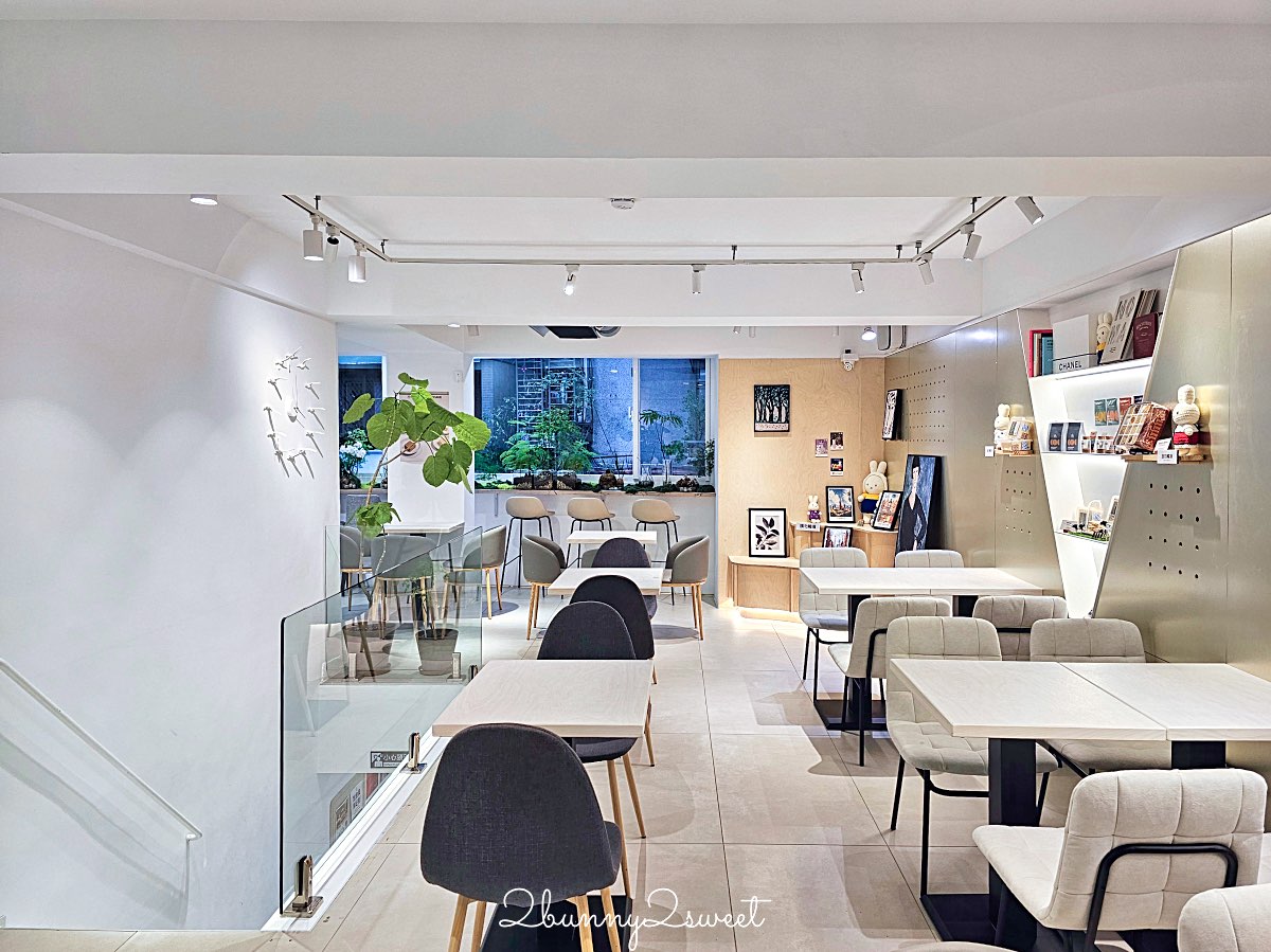 【8%ICE & Cheesecake】永康街咖啡廳：義式冰淇淋＋熟成起司蛋糕，東門站靜謐系甜點店推薦 @兔兒毛毛姊妹花