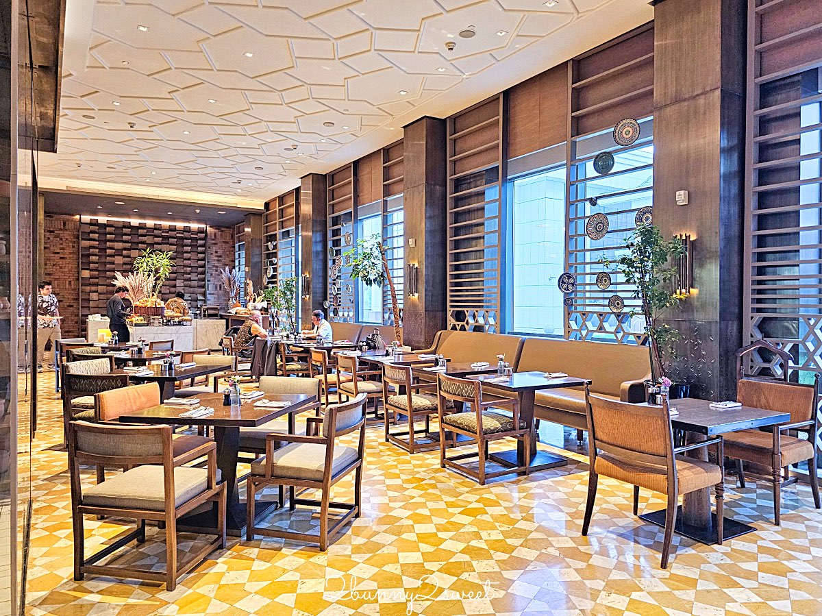 【Hyatt Regency Tashkent 塔什干凱悅酒店】塔什干市中心五星飯店推薦：泳池Spa＋完整設施住宿開箱 @兔兒毛毛姊妹花