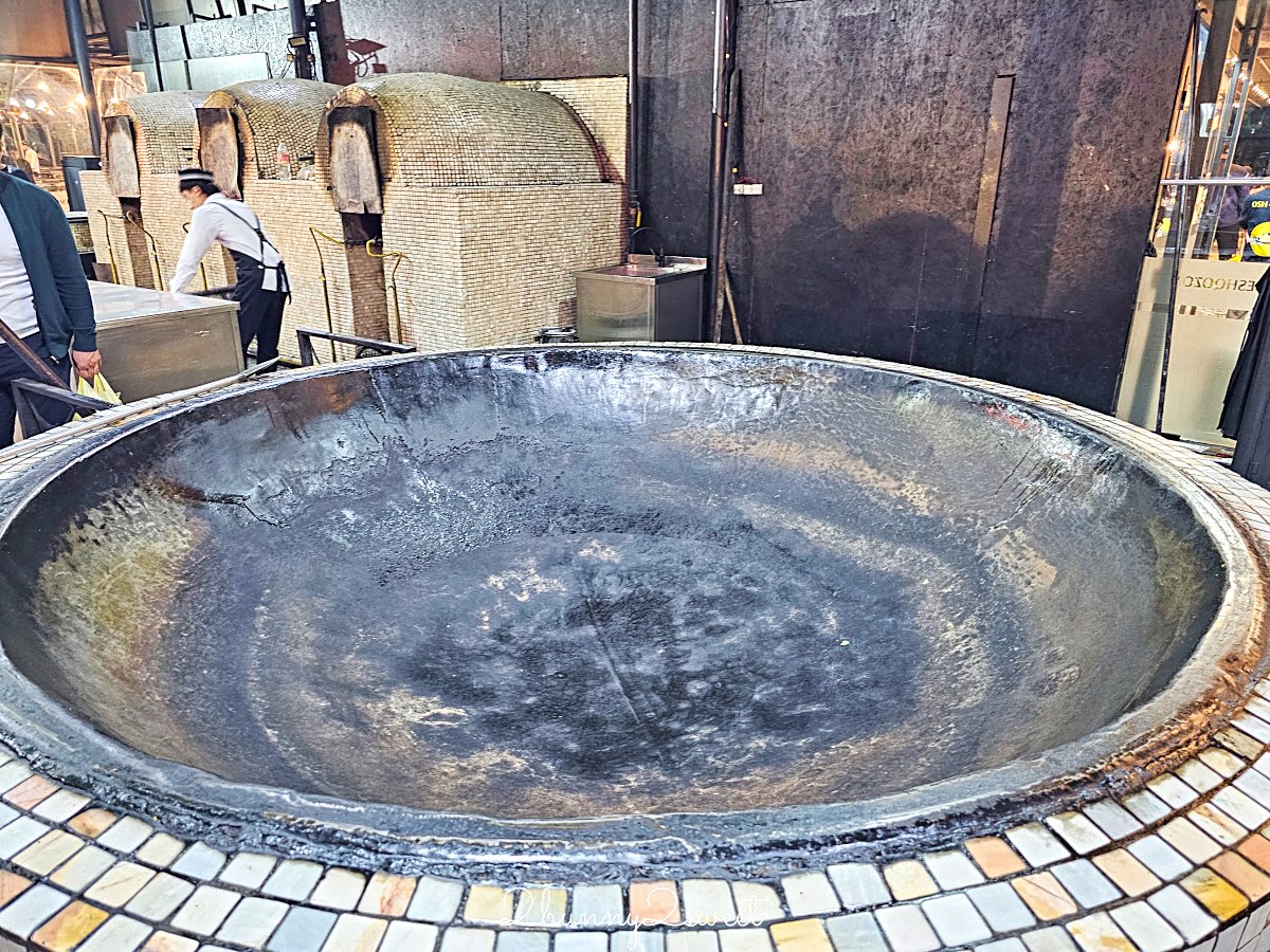 【Besh Qozon Plov Center 塔什干手抓飯中心】烏茲別克必吃手抓飯、巨大鐵鍋現場料理、菜單價格整理 @兔兒毛毛姊妹花