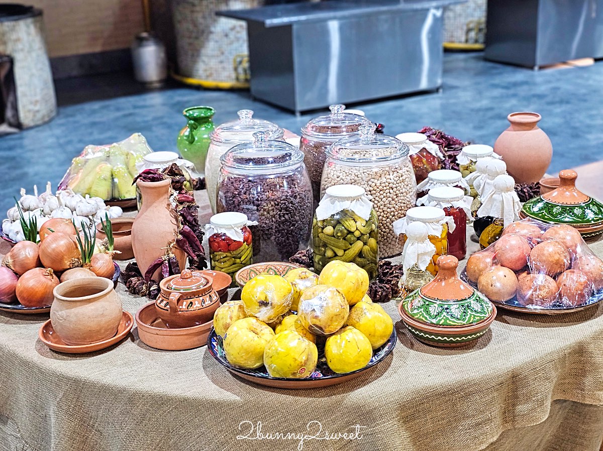 【Besh Qozon Plov Center 塔什干手抓飯中心】烏茲別克必吃手抓飯、巨大鐵鍋現場料理、菜單價格整理 @兔兒毛毛姊妹花