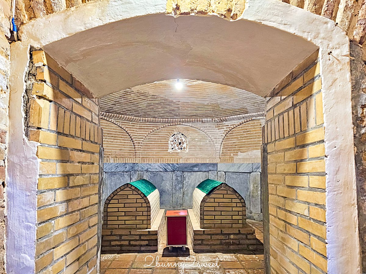 【阿克薩萊陵墓 Aksaray Mausoleum】撒馬爾罕低調外觀卻藏金碧輝煌穹頂，帖木兒時代最驚艷的隱藏版陵墓 @兔兒毛毛姊妹花