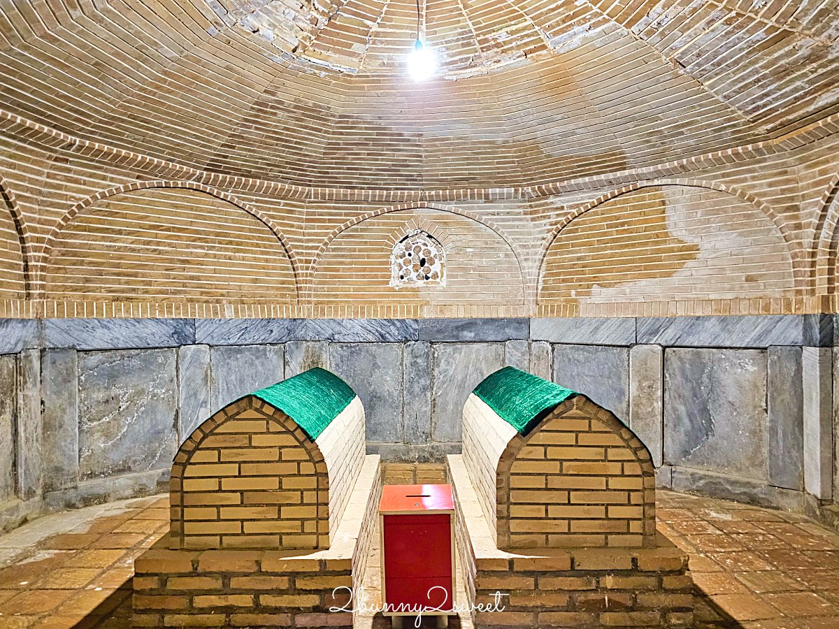【阿克薩萊陵墓 Aksaray Mausoleum】撒馬爾罕低調外觀卻藏金碧輝煌穹頂，帖木兒時代最驚艷的隱藏版陵墓 @兔兒毛毛姊妹花