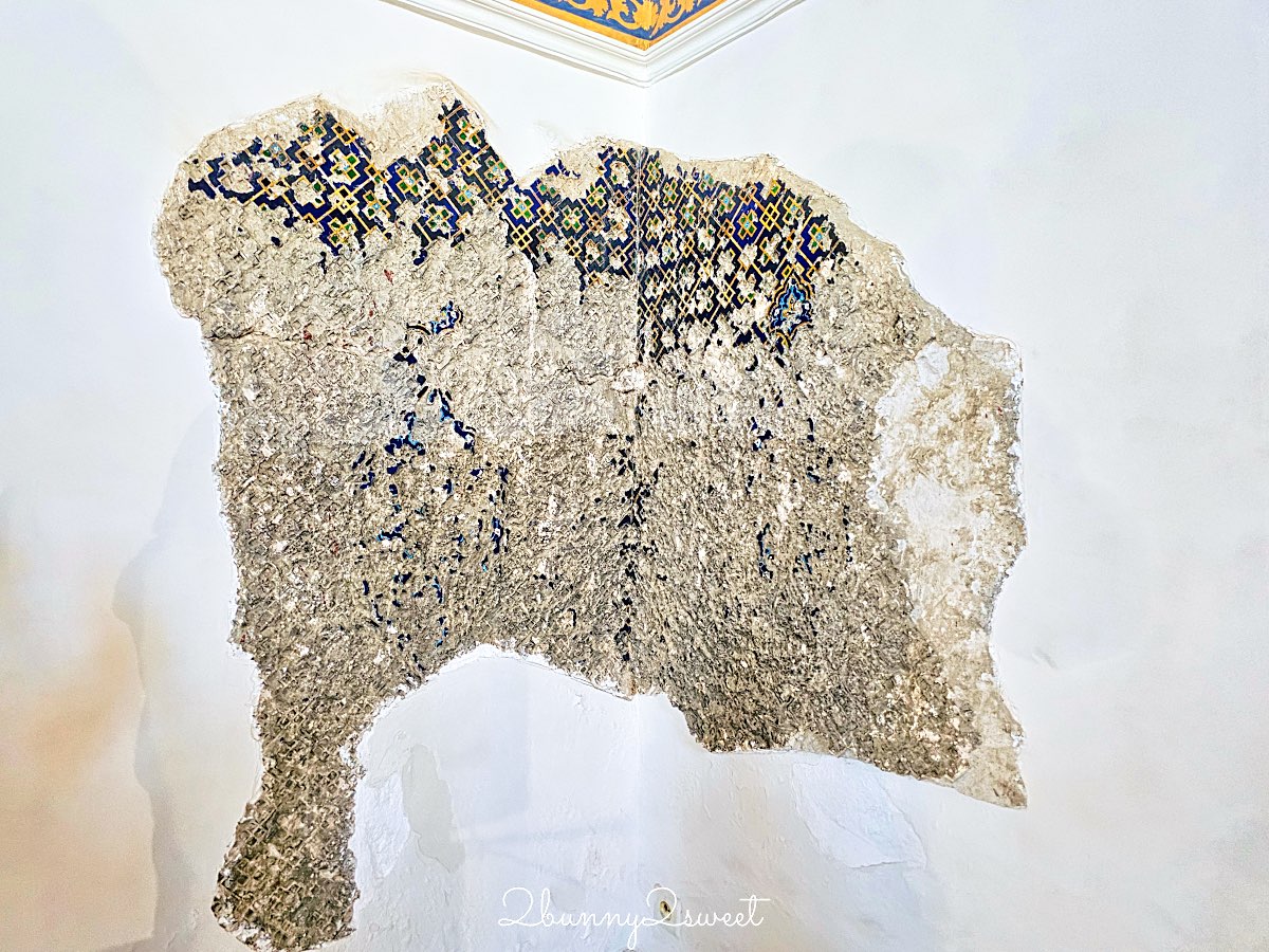 【阿克薩萊陵墓 Aksaray Mausoleum】撒馬爾罕低調外觀卻藏金碧輝煌穹頂，帖木兒時代最驚艷的隱藏版陵墓 @兔兒毛毛姊妹花