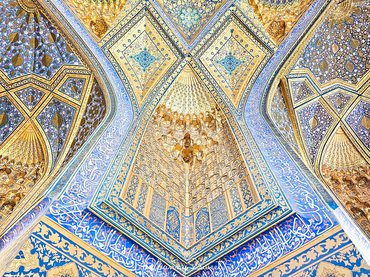 【阿克薩萊陵墓 Aksaray Mausoleum】撒馬爾罕低調外觀卻藏金碧輝煌穹頂，帖木兒時代最驚艷的隱藏版陵墓 @兔兒毛毛姊妹花