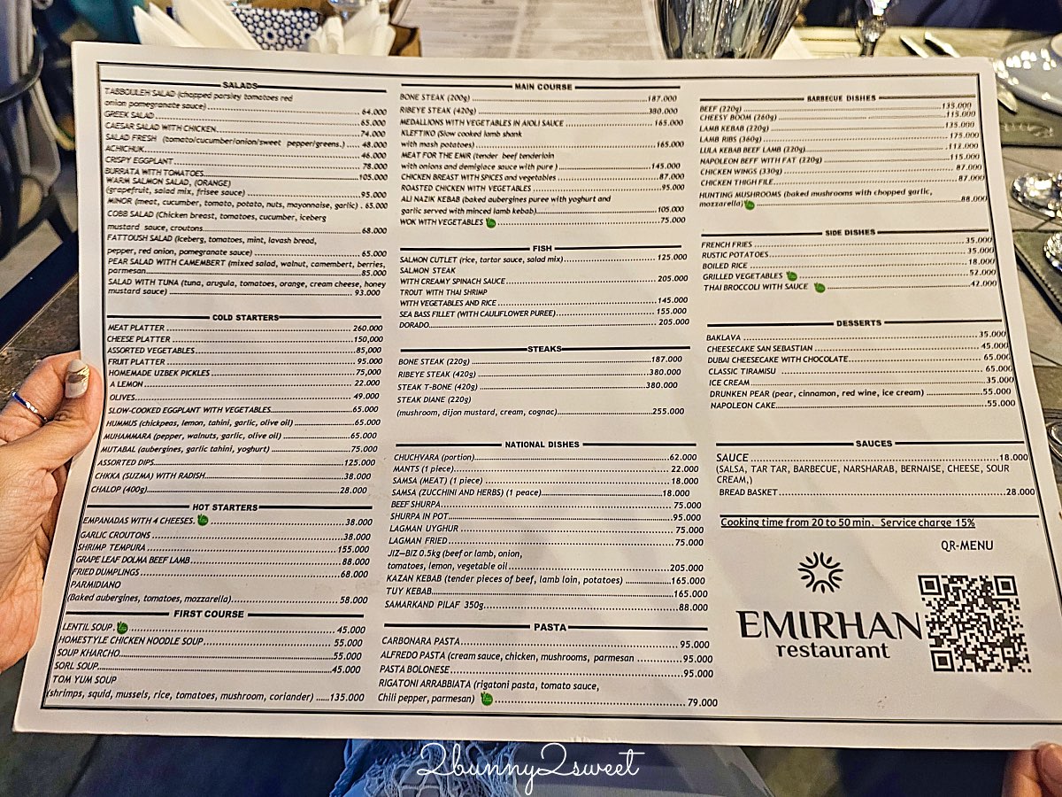 【Emirhan Restaurant】撒馬爾罕景觀餐廳：屋頂第一排看雷吉斯坦夜景＋完整菜單價格分享 @兔兒毛毛姊妹花