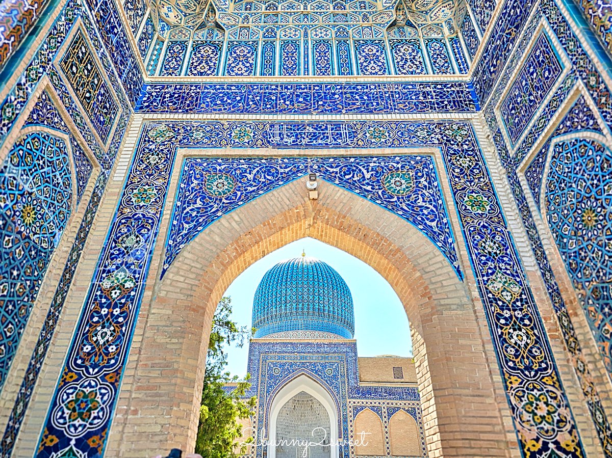 【帖木兒陵墓 Gur-e-Amir】薩馬爾罕必訪藍色穹頂地標，帖木兒長眠之地與中亞最華麗陵墓 @兔兒毛毛姊妹花