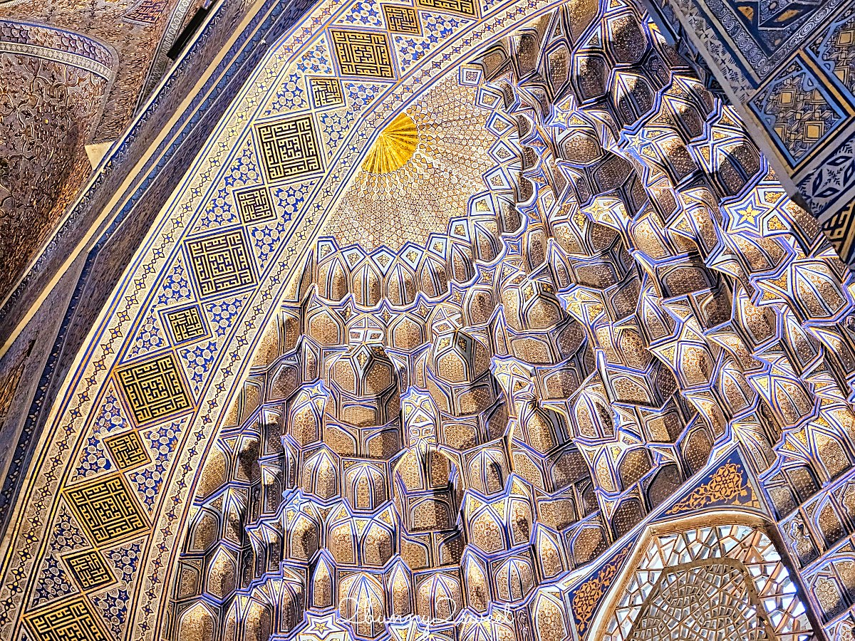 【帖木兒陵墓 Gur-e-Amir】薩馬爾罕必訪藍色穹頂地標，帖木兒長眠之地與中亞最華麗陵墓 @兔兒毛毛姊妹花