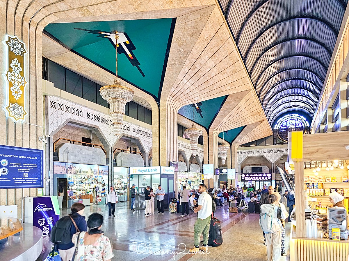 【2026烏茲別克高鐵 Afrosiyob 攻略】最新票價、App 搶票秘訣，塔什干到撒馬爾罕只要 2 小時！ @兔兒毛毛姊妹花