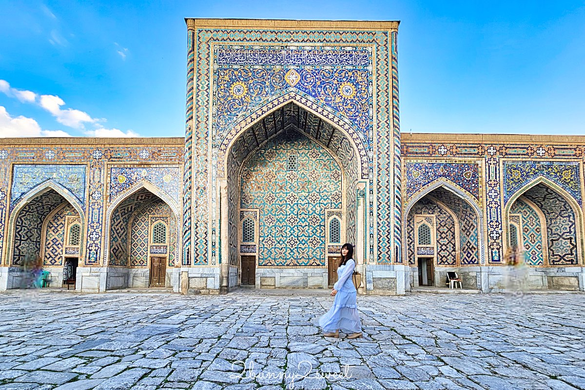 【雷吉斯坦廣場 Registan Square】撒馬爾罕必訪地標，三大學院、門票交通、夜景燈光秀、換裝體驗全攻略 @兔兒毛毛姊妹花