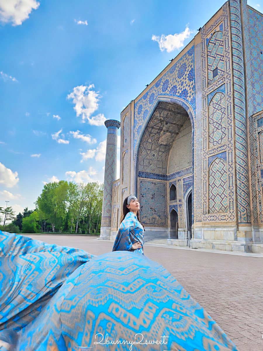 【雷吉斯坦廣場 Registan Square】撒馬爾罕必訪地標，三大學院、門票交通、夜景燈光秀、換裝體驗全攻略 @兔兒毛毛姊妹花