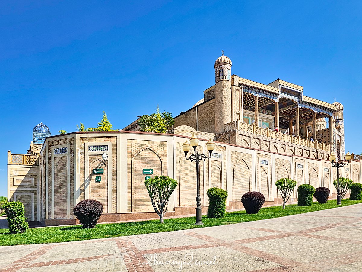 【哈茲拉希茲爾清真寺 Hazrat Khizr Mosque】撒馬爾罕拍比比哈藍清真寺最佳視角，首任總統陵寢也在這 @兔兒毛毛姊妹花