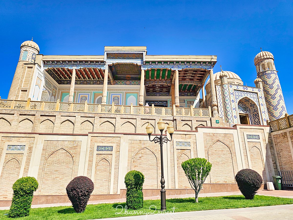 【哈茲拉希茲爾清真寺 Hazrat Khizr Mosque】撒馬爾罕拍比比哈藍清真寺最佳視角，首任總統陵寢也在這 @兔兒毛毛姊妹花