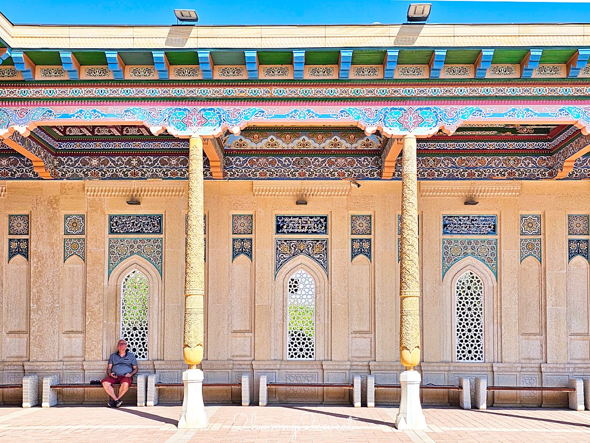 【哈茲拉希茲爾清真寺 Hazrat Khizr Mosque】撒馬爾罕拍比比哈藍清真寺最佳視角，首任總統陵寢也在這 @兔兒毛毛姊妹花