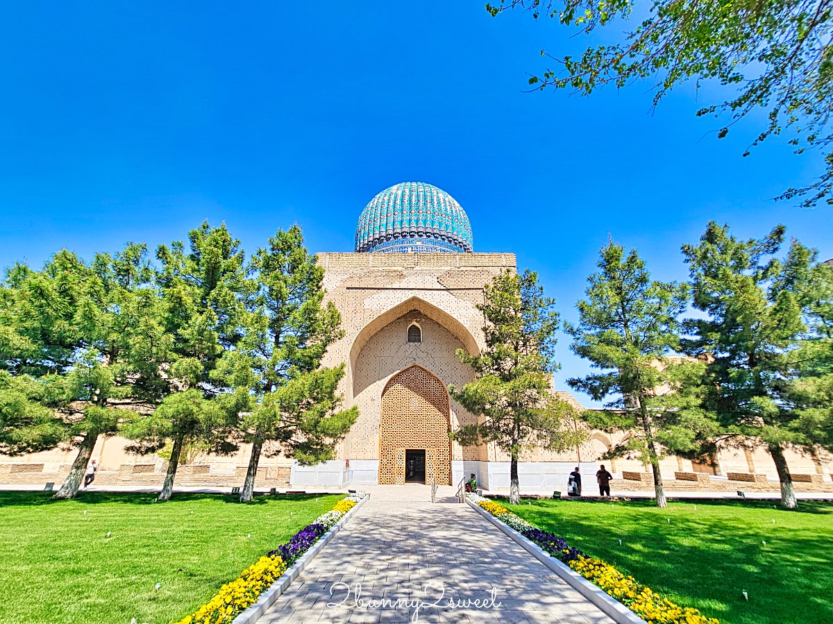 【比比哈奴清真寺 Bibi-Khanym Mosque】撒馬爾罕必訪景點：世界最大清真寺的壯麗與傳說 @兔兒毛毛姊妹花