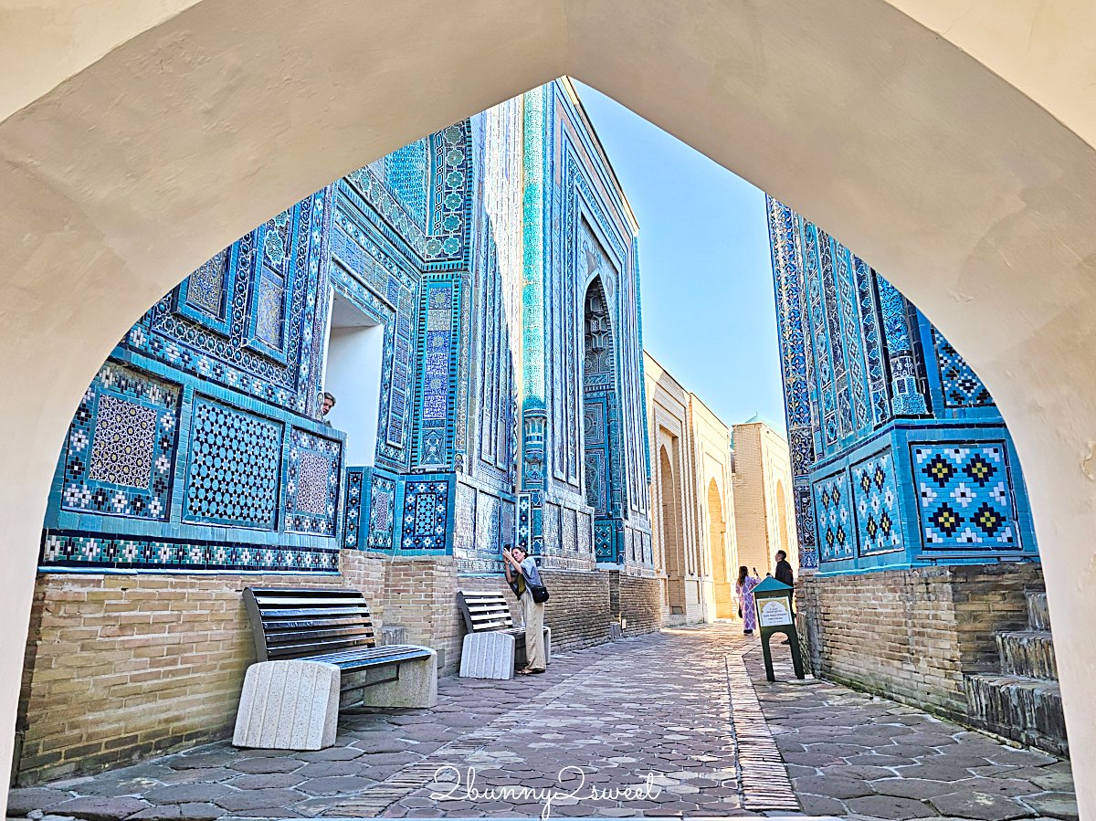 【沙赫靜達陵墓群 Shah-i-Zinda】撒馬爾罕最震撼藍色長廊！帖木兒王族墓群介紹＋拍照攻略 @兔兒毛毛姊妹花