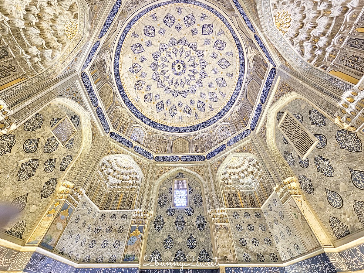 【沙赫靜達陵墓群 Shah-i-Zinda】撒馬爾罕最震撼藍色長廊！帖木兒王族墓群介紹＋拍照攻略 @兔兒毛毛姊妹花