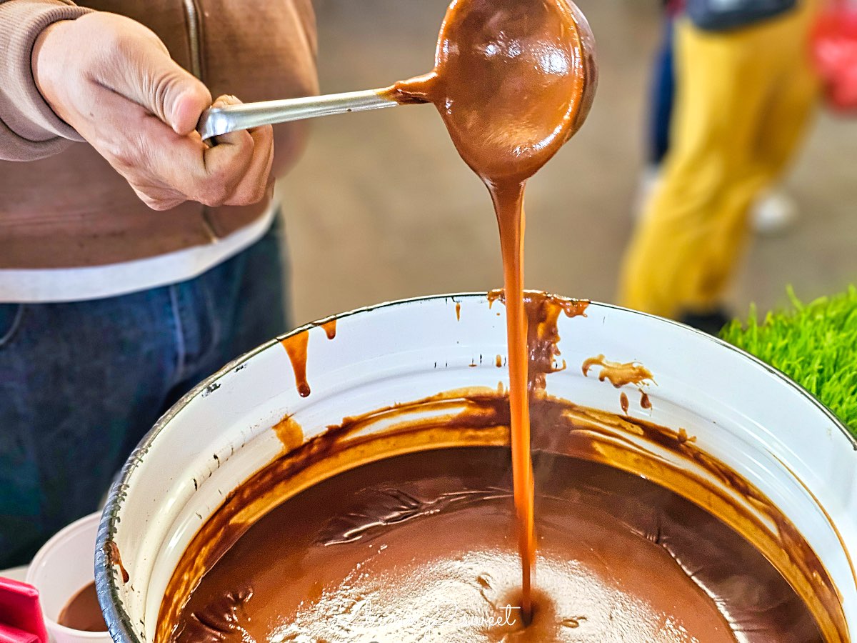 【Chorsu Bazaar 楚蘇市場】塔什干藍色穹頂市場必逛攻略：果乾比價、窯烤麵包與在地市集一次看 @兔兒毛毛姊妹花