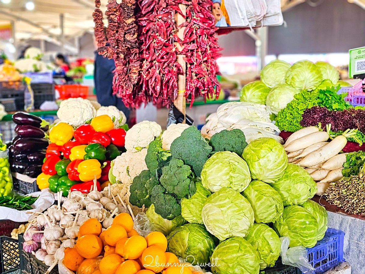 【Chorsu Bazaar 楚蘇市場】塔什干藍色穹頂市場必逛攻略：果乾比價、窯烤麵包與在地市集一次看 @兔兒毛毛姊妹花