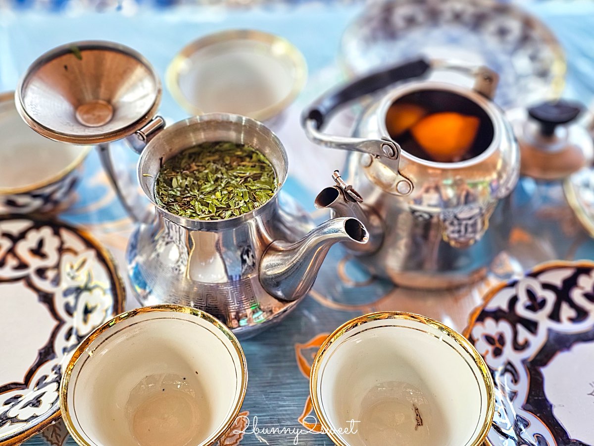 【比比哈奴茶館 Bibikhanum Teahouse】撒馬爾罕美食推薦：烏茲別克傳統料理＋茶館文化一次吃懂 @兔兒毛毛姊妹花