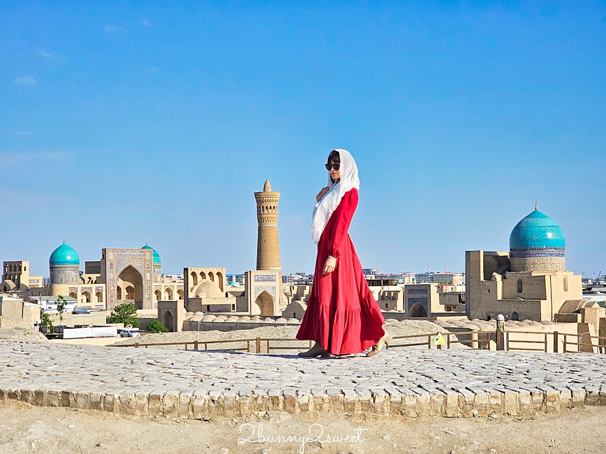 【布哈拉亞克要塞 Ark of Bukhara】走進千年土黃色皇城，俯瞰古城最佳視角｜門票交通攻略 @兔兒毛毛姊妹花