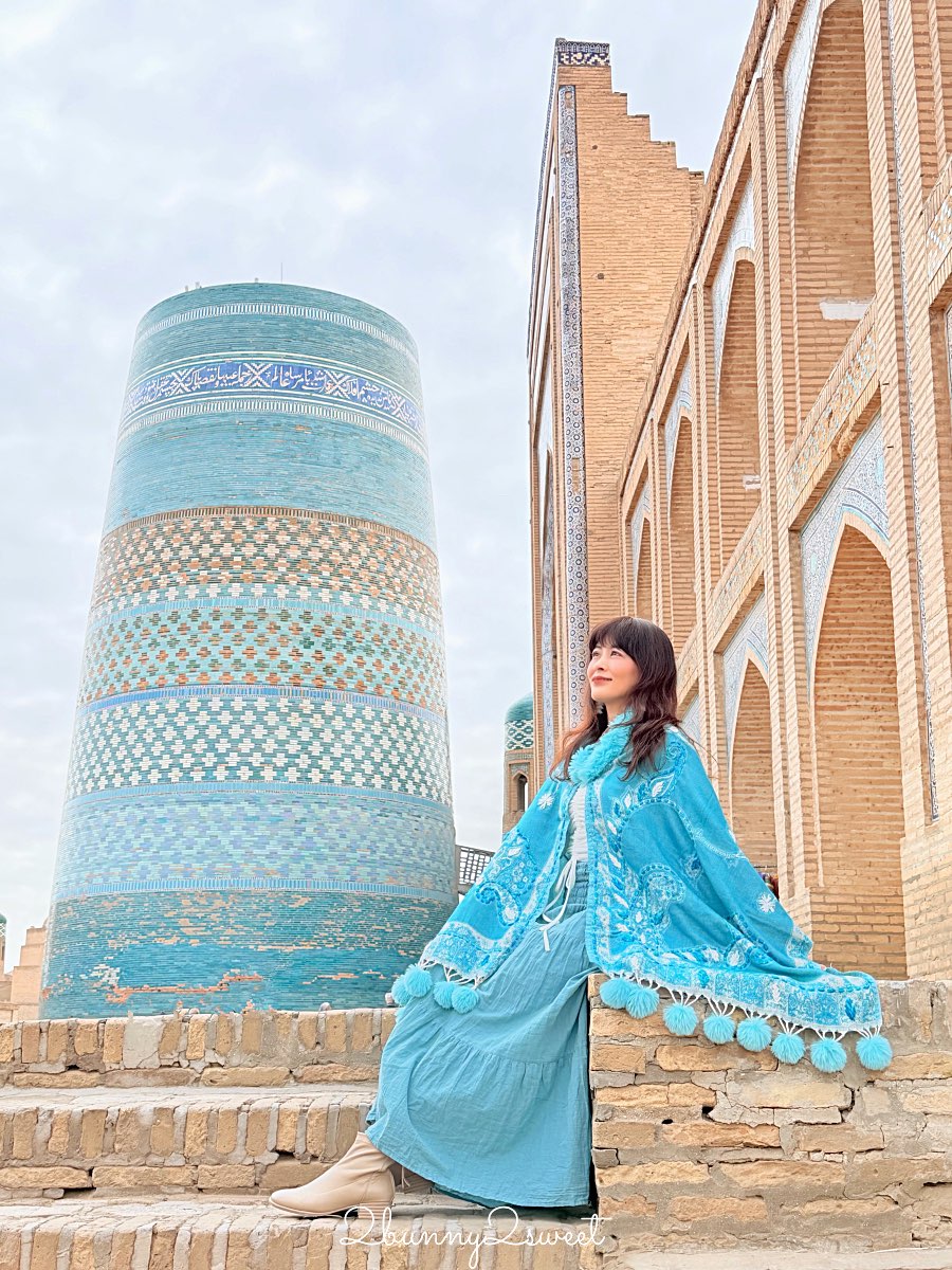 【希瓦卡爾塔米諾宣禮塔 Kalta Minor Minaret】29公尺藍色矮塔、未完成卻最經典的中亞地標 @兔兒毛毛姊妹花