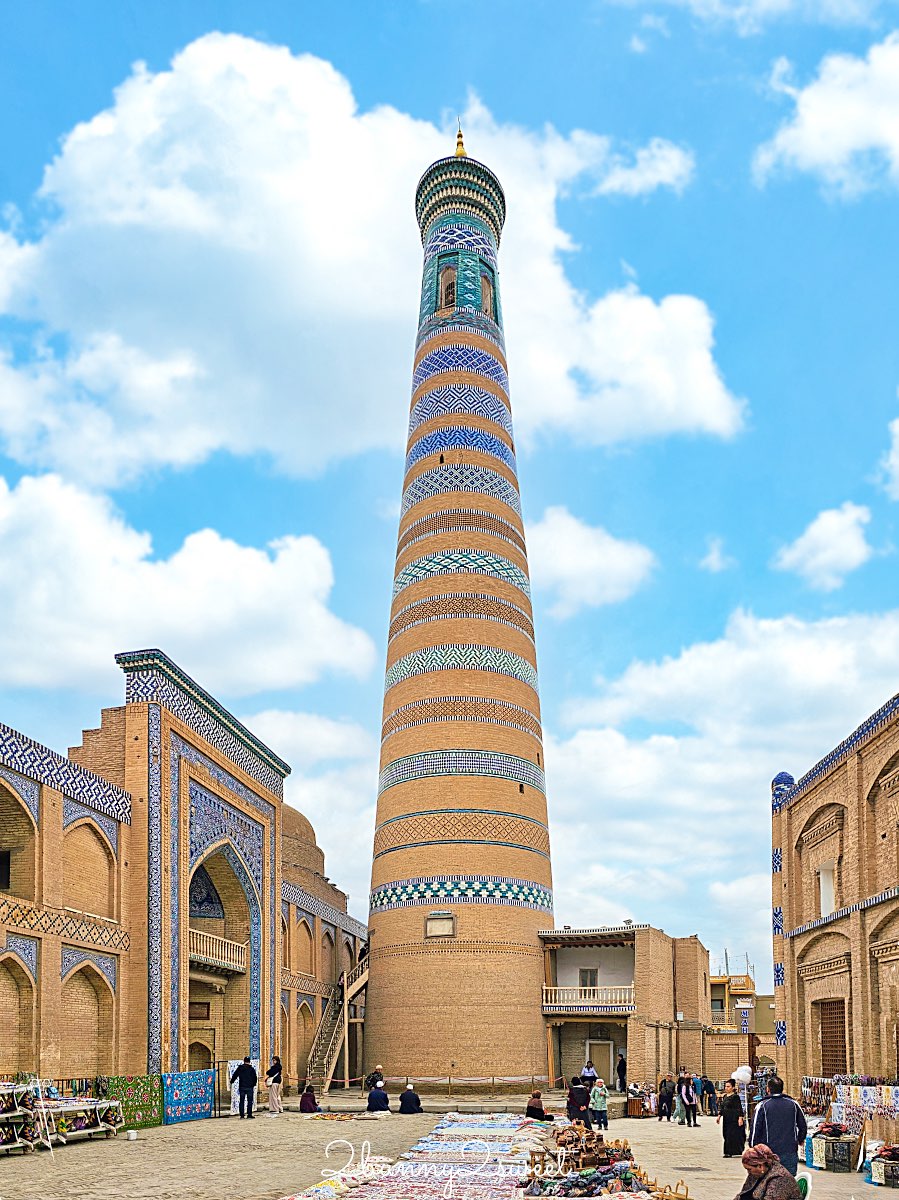 【伊斯蘭&middot;霍賈宣禮塔 Islam Khoja Minaret】登頂俯瞰中亞遺產，希瓦最高地標門票/交通攻略 @兔兒毛毛姊妹花