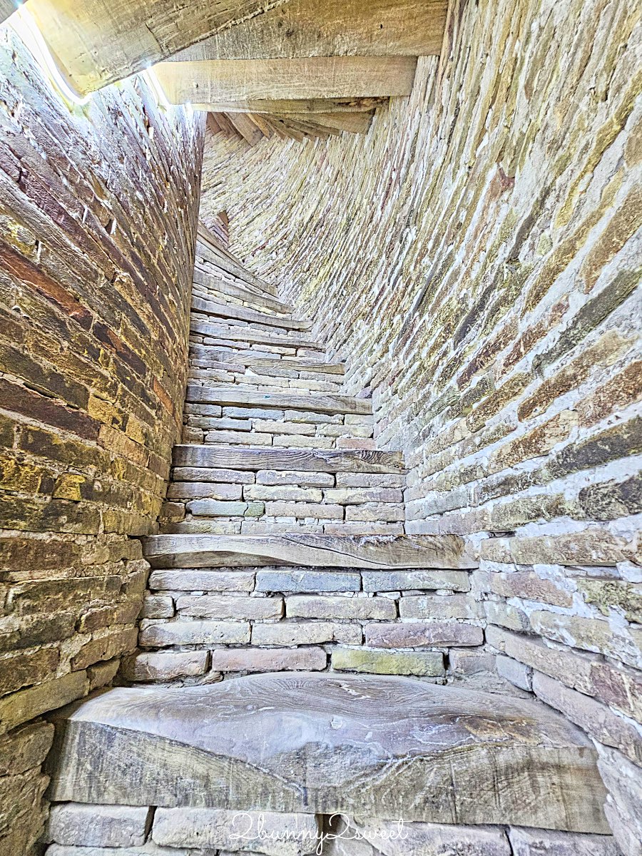 【伊斯蘭&middot;霍賈宣禮塔 Islam Khoja Minaret】登頂俯瞰中亞遺產，希瓦最高地標門票/交通攻略 @兔兒毛毛姊妹花