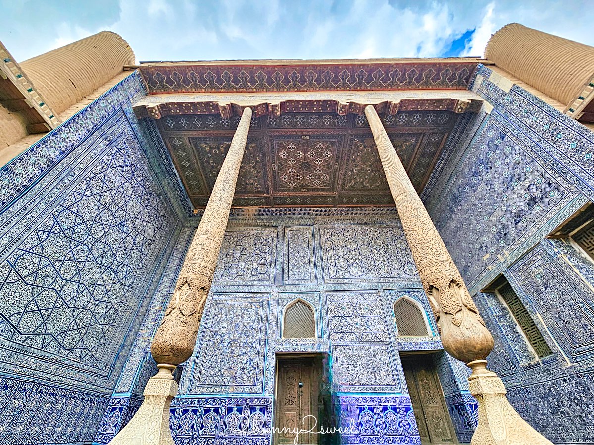【希瓦可汗舊堡 Konya Ark】走進希瓦汗國王宮，登上【阿克謝赫博博瞭望台 Ak Sheikh-bobo Tower】俯瞰古城藍色天際線 @兔兒毛毛姊妹花