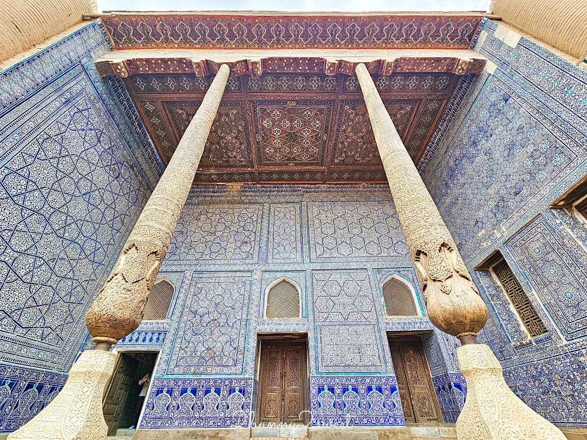 【希瓦可汗舊堡 Konya Ark】走進希瓦汗國王宮，登上【阿克謝赫博博瞭望台 Ak Sheikh-bobo Tower】俯瞰古城藍色天際線 @兔兒毛毛姊妹花