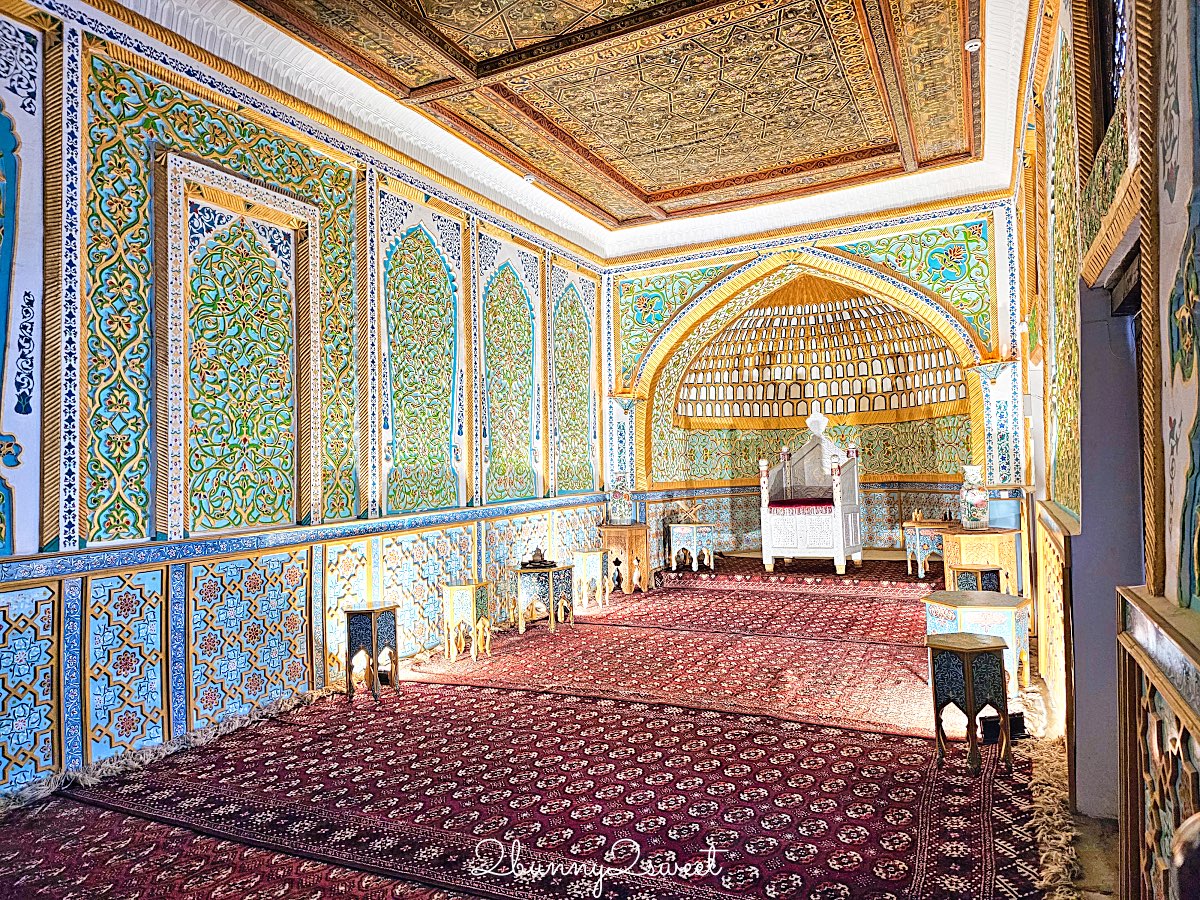 【希瓦可汗舊堡 Konya Ark】走進希瓦汗國王宮，登上【阿克謝赫博博瞭望台 Ak Sheikh-bobo Tower】俯瞰古城藍色天際線 @兔兒毛毛姊妹花