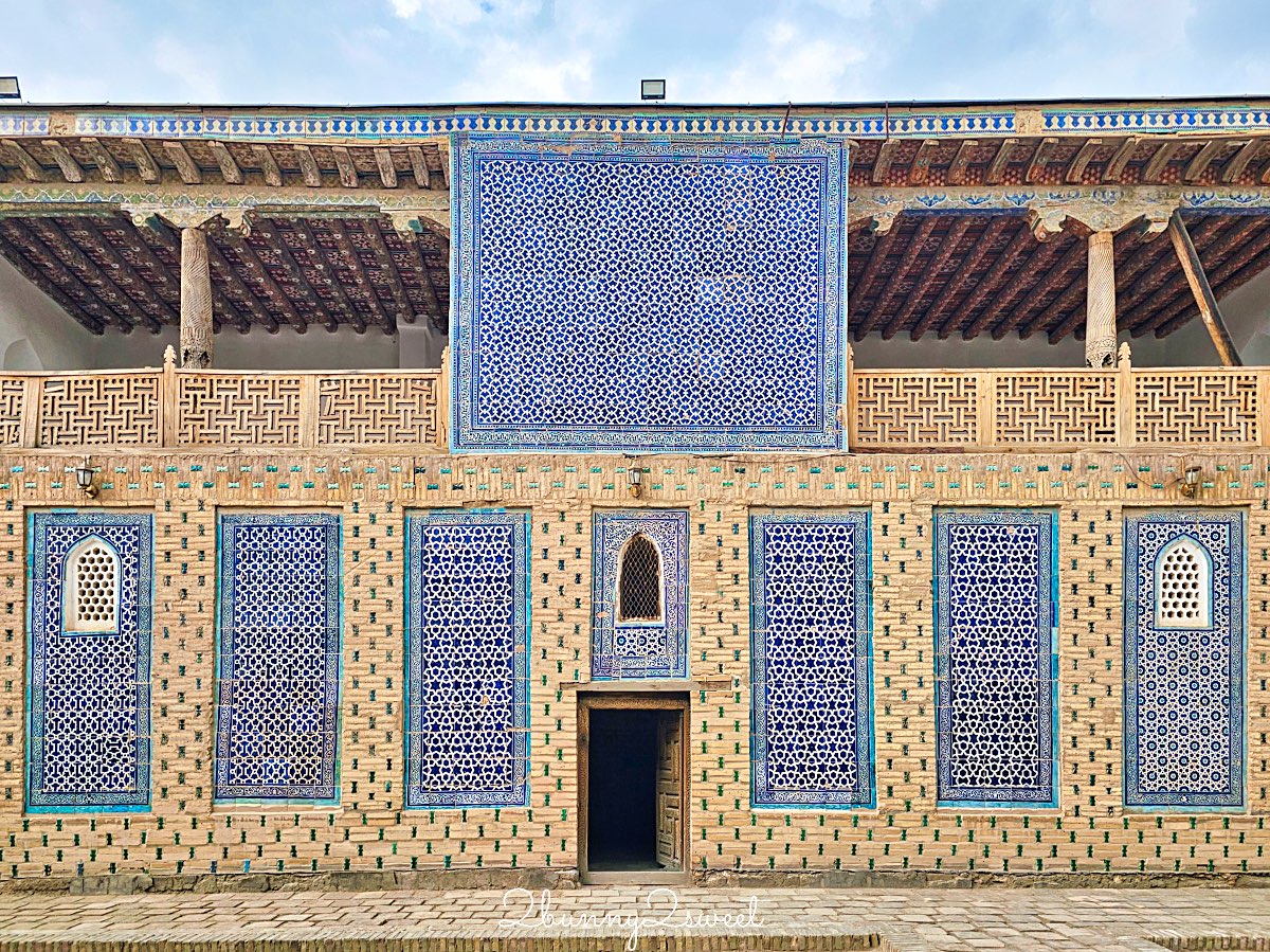 【希瓦石頭宮 Tashhovli Palace】藍色磁磚後宮太夢幻!走進汗國皇室生活的華麗宮殿 @兔兒毛毛姊妹花 【希瓦石頭宮 Tashhovli Palace】藍色磁磚後宮太夢幻!走進汗國皇室生活的華麗宮殿 @兔兒毛毛姊妹花