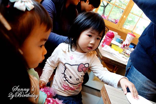 [親子餐廳。台北] 兔兒的2歲生日趴@象園咖啡 (Elephant Garden) @兔兒毛毛姊妹花