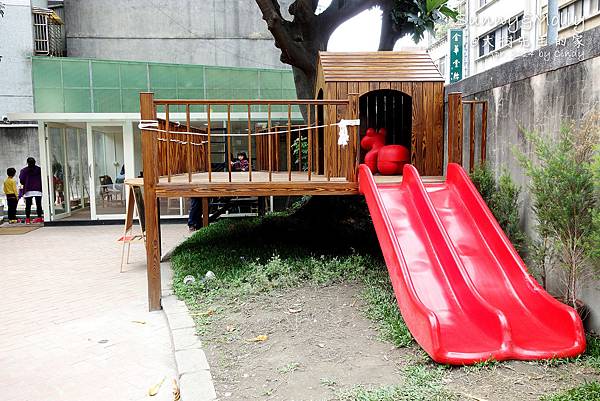 [親子餐廳。台北] 大樹先生的家~沙坑、球池、滑梯&#8230;有夠好玩!! @兔兒毛毛姊妹花