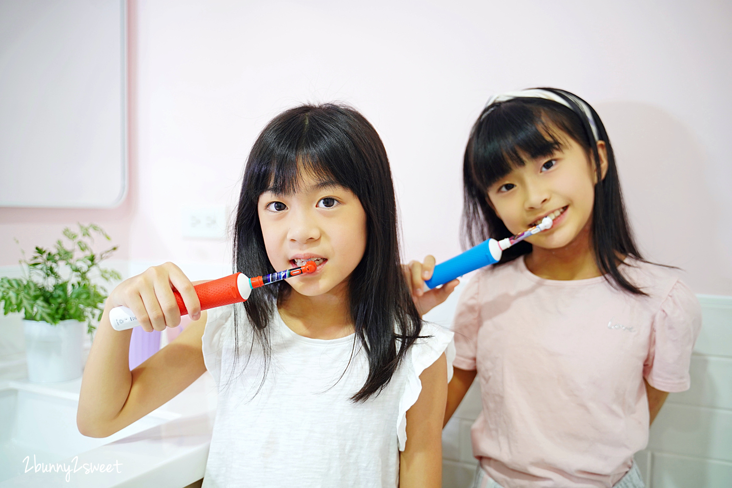 2021電動牙刷推薦》Oral-B 歐樂B兒童電動牙刷 D100K~刷牙時光變有趣!! 從沒想過孩子能自動自發刷牙刷滿 2 分鐘!! @兔兒毛毛姊妹花