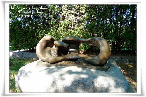 [2009 Monnesota] 湯匙與櫻桃~Minneapolis Sculpture Garden @兔兒毛毛姊妹花