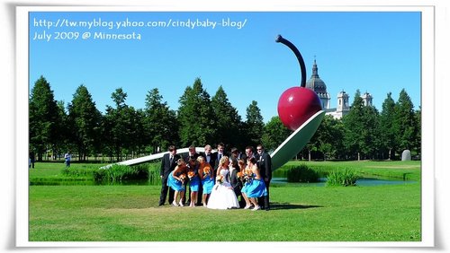 [2009 Minnesota] Sculpture Garden 的花花世界 @兔兒毛毛姊妹花