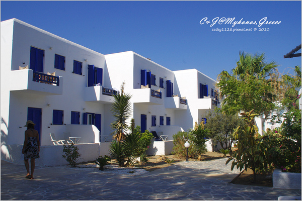 [2010 Greece] 。第十一章。住進白牆藍窗立方小屋~Mykonos AMMOS Hotel @兔兒毛毛姊妹花